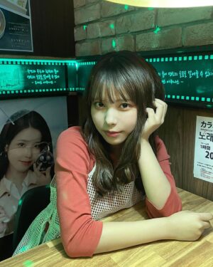 Amisa Miyazaki Instagram - ロング見納めだよ🫣🫣

#ロングヘア #エクステ #韓国料理