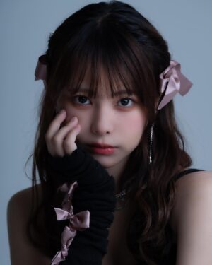 Amisa Miyazaki Instagram - 🖤×🎀 
・
ロングラスト投稿🙏