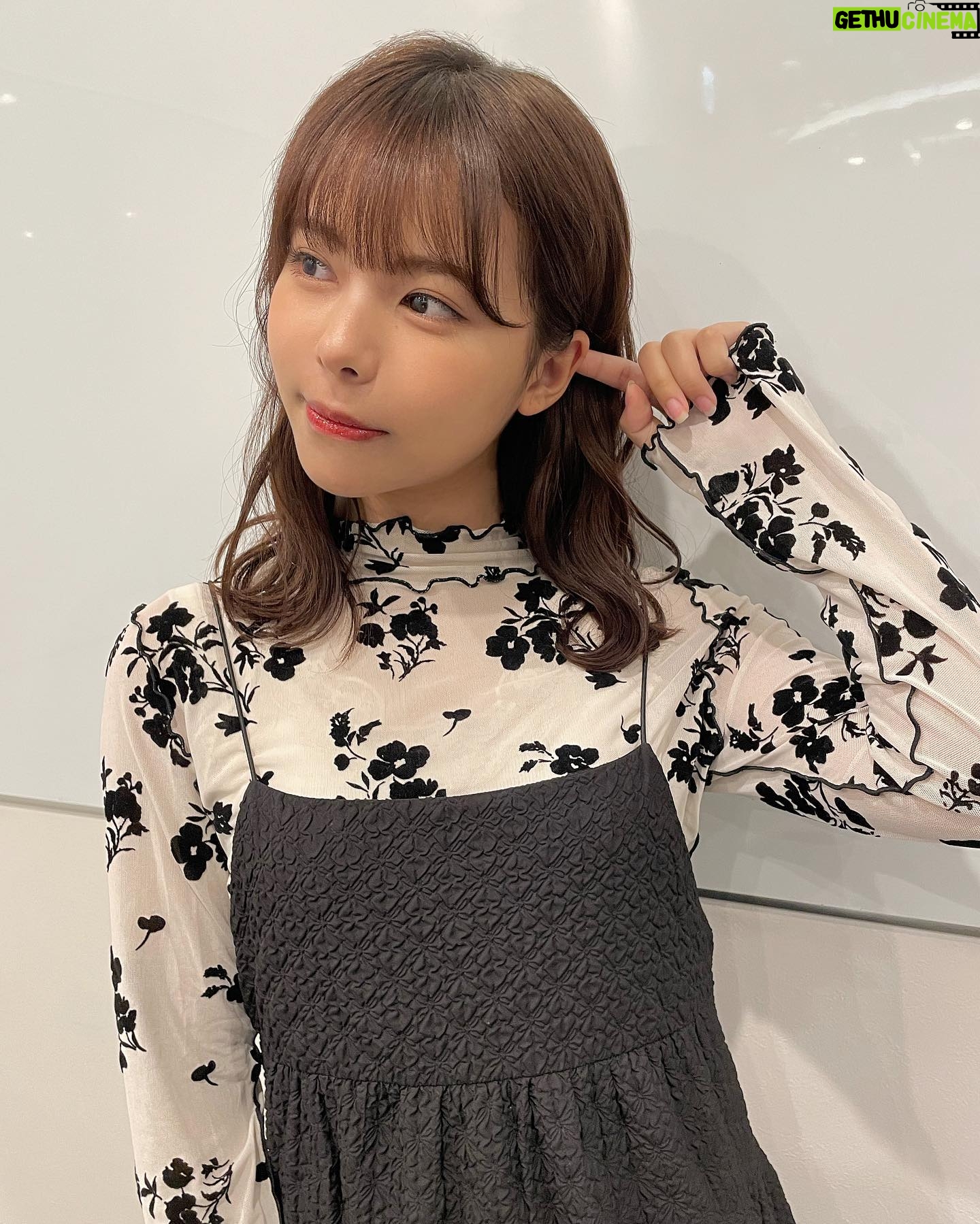 Amisa Miyazaki Instagram - メイプル × このすば、コラボ記念生放送!ありがとうございましたー! ・ 今日のメイクは大好きなえみちゃん♡てんさーい!!! ・ 声枯れててガサガサだったけど最後まで乗りきったよ😀