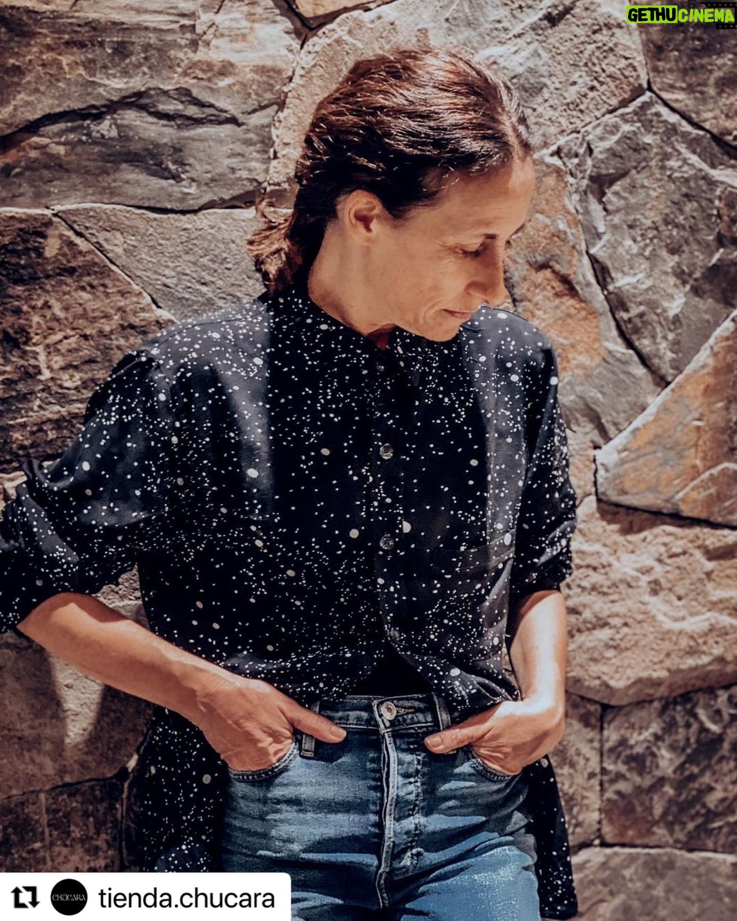Amparo Noguera - 4K Likes - Camisa @tienda.chucara de mi querido amigo y compañero @fele.rojasd