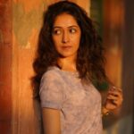 Amrita Chattopadhyay Instagram - ✨😇 📸 @that_cam_boy_official #instamood #instagram #summer #sunpatch #sunny #noedit #nofilter #candid #casual #streetphotography