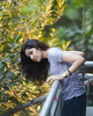 Amrita Chattopadhyay Instagram - Jhor asche naki?? 😅😇

📸 @that_cam_boy_official 

#noedit #nofilter #instamood #instasummer #instagram #green #nature #candid #candidshot #waitingforrain
