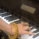 Amrita Chattopadhyay Instagram - Aalo krome asiteche... In between something very interesting.. Coming Soon ❤✨ Punoscho: Amio jani piano ta tuned nei! Jader piano tader janie debo! Dukkho paben na apnara! Sarakhhon manusher post e khut khuje ber kora chara aro onek kaj ache ashakori apnader 😂🙏 #art #aesthetic #instamood #instagood #instagram Shot by @avijitdasofficial_bengal 😊