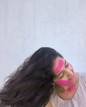 Amrita Chattopadhyay Instagram - 💥
#holi 

#color 
#instamood 
#instagood #colors