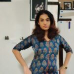 Amruta Subhash Instagram - Power Check! पुनश्च हनिमून पुढील प्रयोग रवि 28 एप्रिल रात्र 8.30 वा गडकरी, ठाणे शनि 4 मे रात्री 9.30 वा यशवंतराव चव्हाण, कोथरूड. Book on BMS. https://in.bookmyshow.com/plays/punaschya-honeymoon/ET00358923 Disclaimer: Promotional video विनोदी असला तरी नाटकात फक्त विनोद नाहीत. #relatable #husbandandwife #couples #couplereels #funny #reelkarofeelkaro #reelitfeelit #theatre #phirsehoneymoon #actor #actorslife #phirsehoneymoon #पुनश्चहनिमून @amitphalke @mangaajjii @pooja_phalke @kaushalknight @meerawelankar_official @ashutoshparandkar @anup.mane.9 @amoghh.pisal @pritish_khandagale @shridhar__dige @digambar.prabhu @sameerhampi @abhinay_parmar_ @phirsehoneymoon