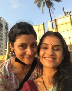 Amruta Subhash Instagram - Thank you for the love koko. Thank you for some of the best days of my life. I have always loved your talent from a distance. Seema gave me an opportunity to come closer to you not only as a director but as a person. While others are debating whether you are a better actor or a director.. l think you are both and much much more than that. That more is rare koko. After all these years in the industry I have seen many successful people but very few gave that ‘more’ that l am talking about.. how do I put that ‘more’ in words.. Thank for your unconditional love. Your large heart. I know very few people in Hindi industry.Even before #luststories2 came out I have seen you in some parties going out of your way and introducing me to some amazing people with so much affection. And in these parties sometimes there comes a time when you are alone and lost..In those times you have appeared from nowhere and asked me”Amruta are you ok? You want something.. come let’s dance!” The dance has begun koko.. yes..let’s dance! या क्षेत्रात येण्याच्या आधीपासून मी तिला पहात आले आहे. मिस्टर एंड मिसेस अय्यर पहिला आणि तिच्या प्रेमात पडले. तेव्हापासून तिच्याबरोबर काम करायचं स्वप्नंअखेर आयुष्यानं पुरं केलं. आत्ता लस्ट स्टोरीज तिनं दिग्दर्शित केलेल्या चित्रपटाचा भाग होताना जाणवलं, ती उत्तम अभिनेत्री आहे, दिग्दर्शिका आहे, त्याहूनही उत्तम माणूस आहे. मला नेहमीच प्रोजेक्ट्स पेक्षा माणसं महत्त्वाची वाटत आली आहेत. त्यामुळे एखादंप्रोजेक्ट खूप यशस्वी होऊनही जर त्या माणसांशी जुळलं नाही तर हिरमुसायला होतं. लस्ट स्टोरीज काल नेटफ्लिक्स वर रिलीज झाल्यापासून त्यातल्या आमच्या कथेला कालपासून इतकं प्रेम मिळतं आहे याच्या आनंदाइतकाच कोंकणासारखं माणूस आयुष्यात आलं साचा आनंद मोठा आहे. मी मराठीत जास्त काम केलं असल्यानं हिंदीतली फार कमी माणसं मला माहीत आहेत. कुठल्याही हिंदीतल्या पार्टयांना गेलं की मला फारशी माणसं माहीतीची नसतात. कोंकणा अशावेळांना माझा हात हातात घेऊन मला ओढत कुठेशी नेते आणि कुणाकुणाला माझ्याविषयी भरभरून काही सांगत रहाते. मधेच मी कुणाशी काय बोलावं हे न सुचून बाजूला उभं राहून माणसांना निरखत असते तेव्हा ही कुठुनशी अवतरते आणि विचारते,”ठीक आहेस ना? चल थोडा वेळ डान्स करुया?” डान्स सुरु झाला आहे कोको! खूप मजा येते आहे.. येत रहाणार आहे❤️ @konkona #luststories2 @netflix_in