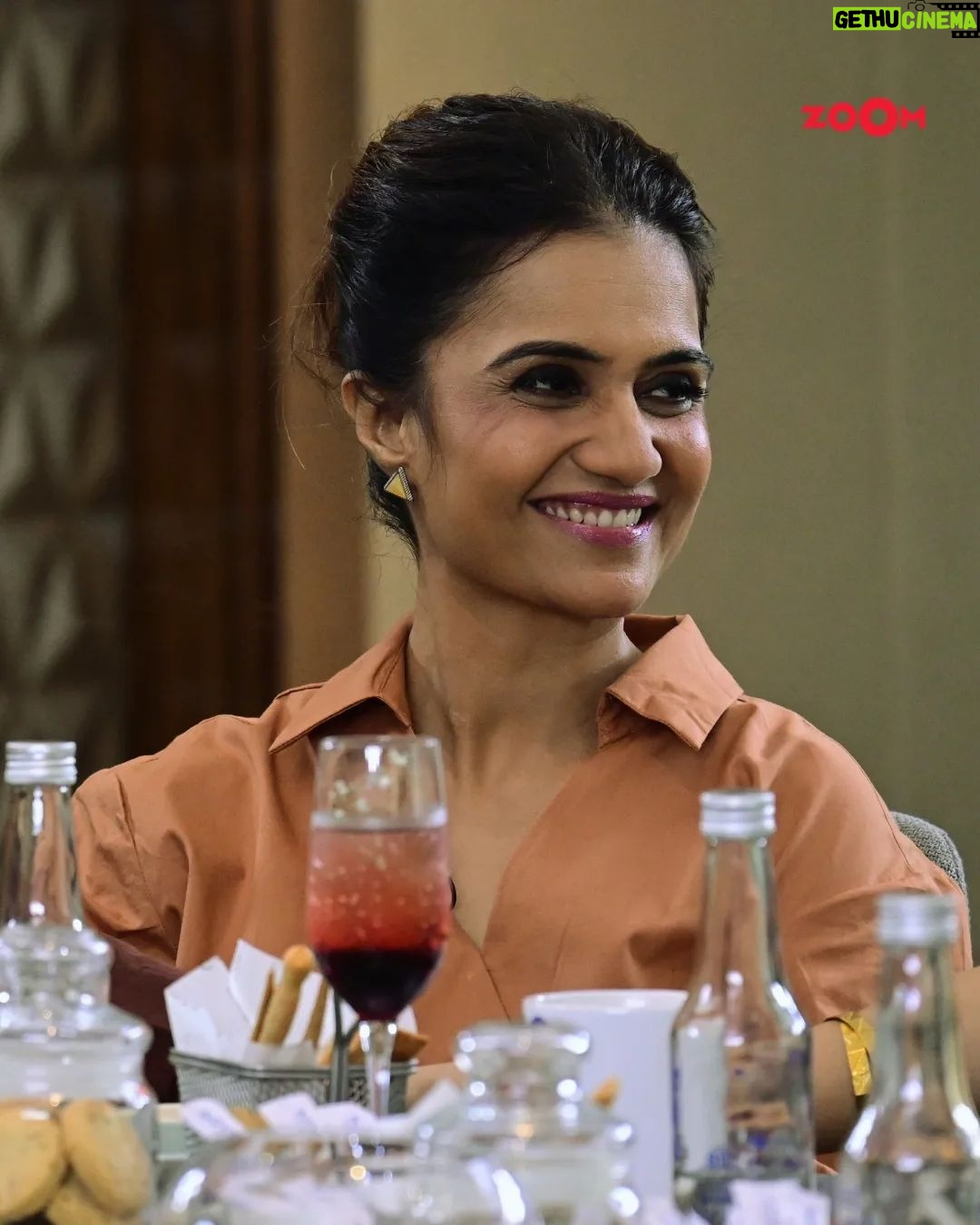 Amruta Subhash Instagram - Amruta Subhash's character in Lust Stories 2 has so many layers and demonstrates the intricacies of a woman that it becomes a complex role. But this fine actor makes it seem so easy and believeable on screen. The housemaid, Seema Mhatre's metamorphosis into a woman who is no different than her master is a reflection of how every woman is same at some level and shares an unsaid bonding of being their liberated self. An engaging conversation with her coming soon! #ZoomSpeakEasyBestPerformancesFemale2023 on December 29th #amrutasubhash #luststories2 #actors #hindicinema #ott #zoomexclusive #zoomtv