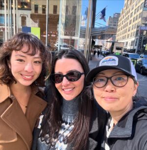 Amy Anderson Instagram - People we love in this city we love

#nyc #amyanderson #theotheramyanderson #aubreyandersonemmons