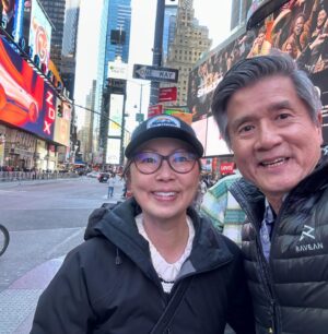 Amy Anderson Instagram - People we love in this city we love

#nyc #amyanderson #theotheramyanderson #aubreyandersonemmons