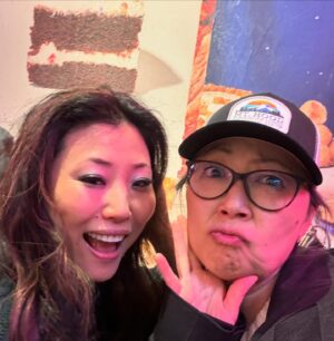 Amy Anderson Instagram - People we love in this city we love

#nyc #amyanderson #theotheramyanderson #aubreyandersonemmons