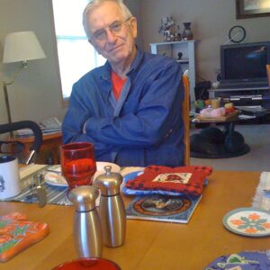 Amy Anderson Instagram - It's my dad's birthday! 🎂🍪🍫🧁🍰🍬🥜🌰 👨🏼‍🌾🐈‍⬛🛩️🏝️🕺🏻🎺🎭🐦‍⬛

He has a massive sweet tooth and he also loves nuts, ABBA, aviation history, musicals, his cat, gardening, birdwatching, and Hawaii.