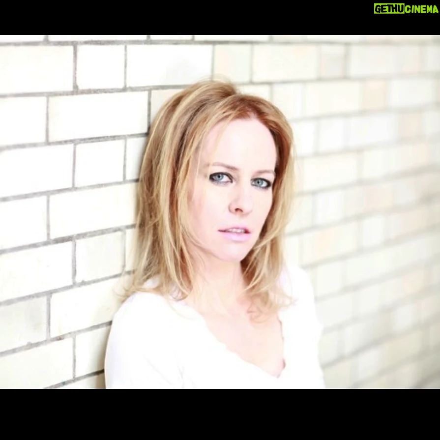 Amy Hargreaves - 1.6K Likes - I see you Friday
#throwback
📷 @pamelaberkovic
M/U @cedricjolivet