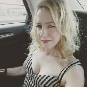 Amy Hargreaves Instagram - #NYFW car selfie

Tis (or twas) the season!
#fbf