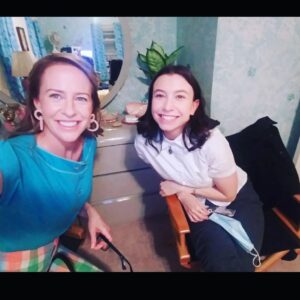 Amy Hargreaves Instagram - Linoleum is expanding to more theaters this week- go see our magical, funny and moving film!! 🚀🚀🚀 
 might wanna bring a hankie 👀😭😍

@colincolincolincolin 
@linoleumfilm