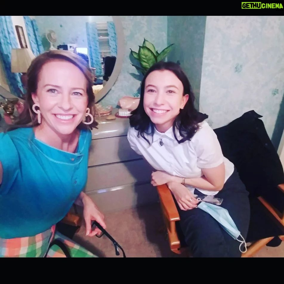 Amy Hargreaves - 1.9K Likes - Linoleum is expanding to more theaters this week- go see our magical, funny and moving film!! 🚀🚀🚀
might wanna bring a hankie 👀😭😍
@colincolincolincolin
@linoleumfilm
