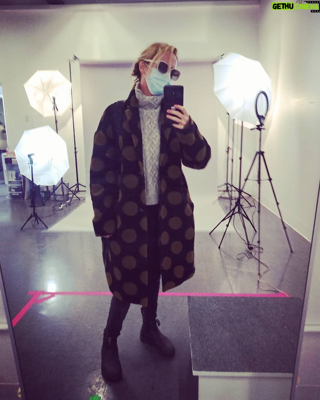 Amy Hargreaves - 2.2K Likes - Friday