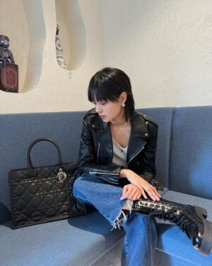 Amy Lo Instagram - New year, READiness in new Dior book tote.

@Dior
#DiorBookTote