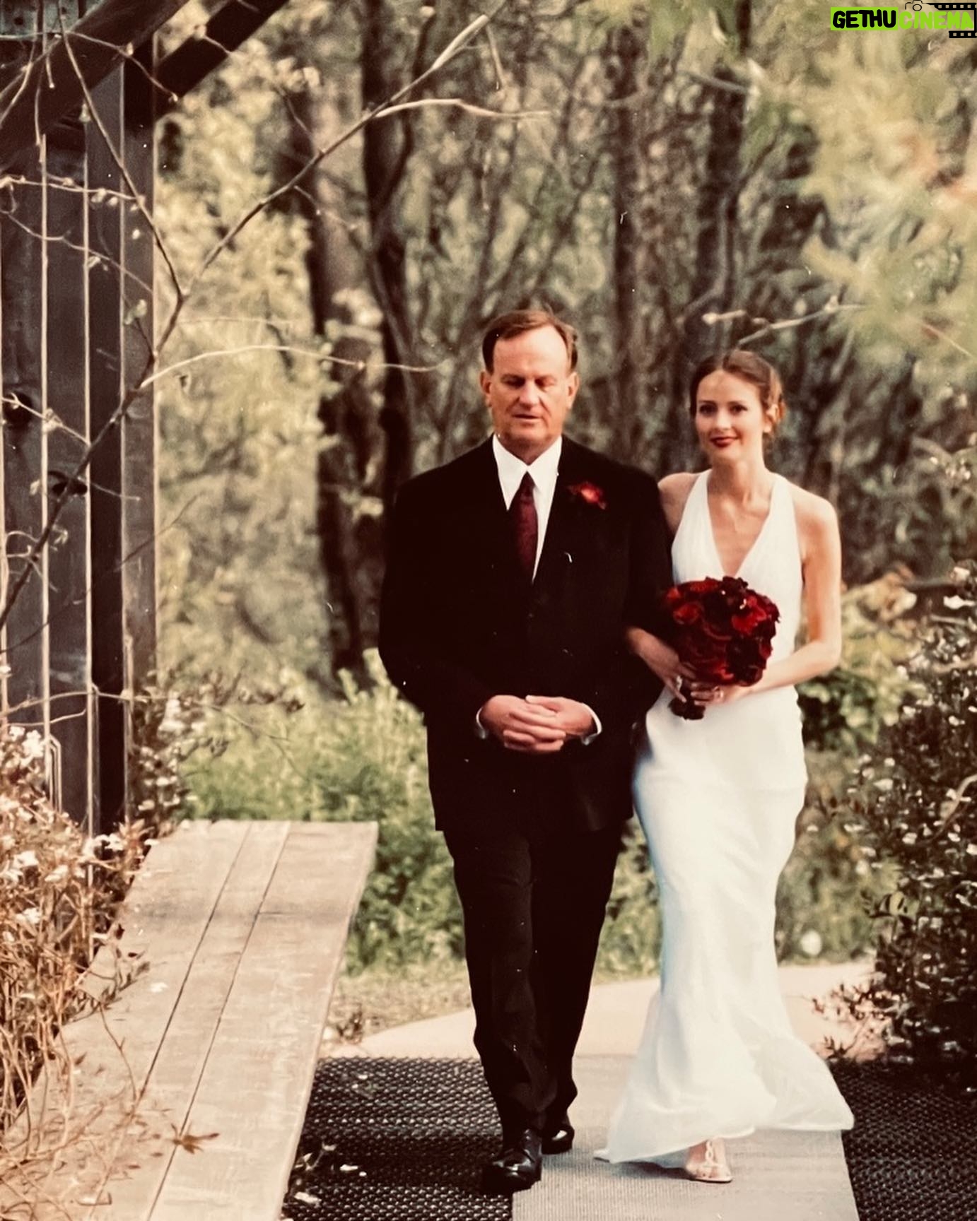 Amy Acker - 8.8K Likes - Happy Father’s Day! Lucky to have learned from and love 3 of the best ❤️ @jimmycarp #rodney #tony