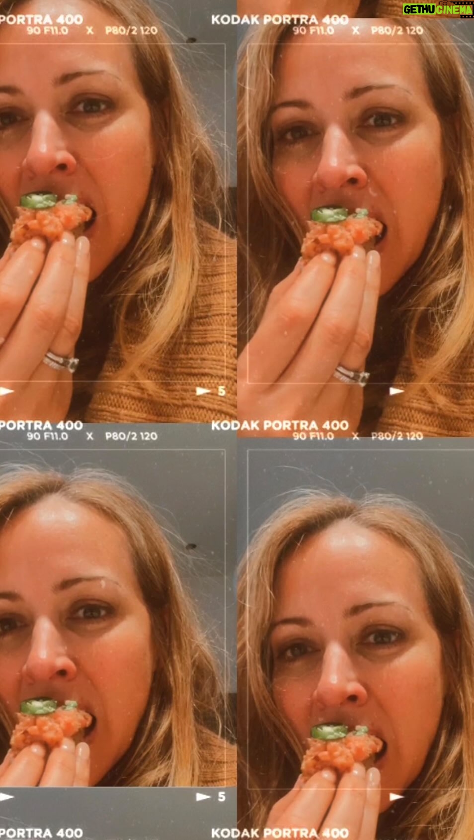 Amy Acker Instagram - Making spicy tuna crispy rice