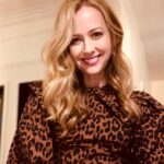 Amy Acker Instagram – Feeling ‘22 is gonna be a good one. Had seconds of @chefwonder delicious recipe with super lucky @rancho_gordo  black eyed peas. Happy New year! Love you all and wishing you the best in 2022🥳