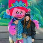 Amy Davidson Instagram – Lennox and his bestie, Hayden got tickets to Universal Studios from Santa! 🎅🏻🤩 There’s nothing quite like watching these two run around the park in AWE😃 Truly a magical day!! Thank you, Ash for helping to make it happen! 🫶🏻😉