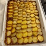 Amy Huberman Instagram - Top husbanding TBF But I just It’s just that I can’t…. If I were to maybe just say one thing on it…. …where did that one lil teeny tiny potato go….?