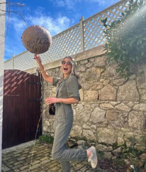 Amy Huberman Instagram - HAAAAAAATE the birthday attention 
Another trip around the sun, so very grateful for good humans and ❤️ & adventures along the way. Shall leave a 👍 review on Trip Advisor (they even threw an extra day this year FOC.)