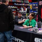 Amy Jo Johnson Instagram - Thank you again @gothamcentralcc for hosting Matt and me for the release of #mmprthereturn⚡️ Issue One! @boom_studios Want to do it again?! Maybe a surprise exclusive cover for issue 4? 💘