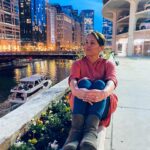 Amy Jo Johnson Instagram – Just chillin in #chitown see you soon for another awesome day @c2e2 🦋