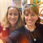 Amy Jo Johnson Instagram - Had such a great at time at @biglickcomiccon with @lexi.haas02 and family! Thank you @susan.haas.52 for all the help! 🦋#powerrangers @primetimeappearances