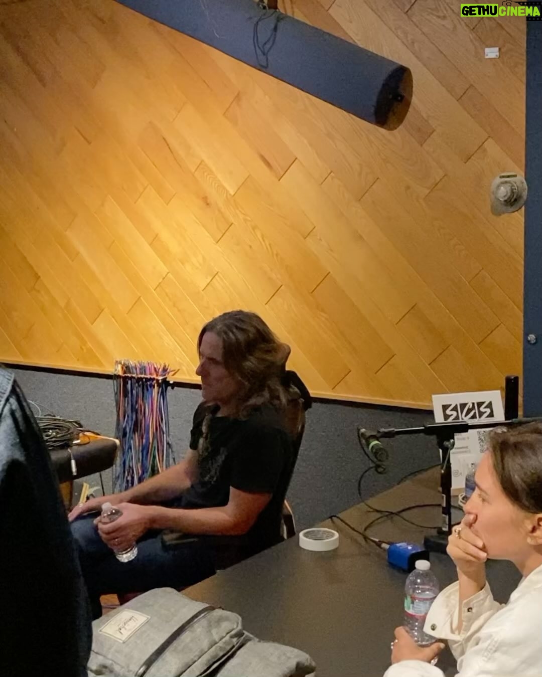 Amy Jo Johnson Instagram - Just making music with some pals… #stillhere EP 🦋 coming 2024. @nickmarzock @studiocitysound