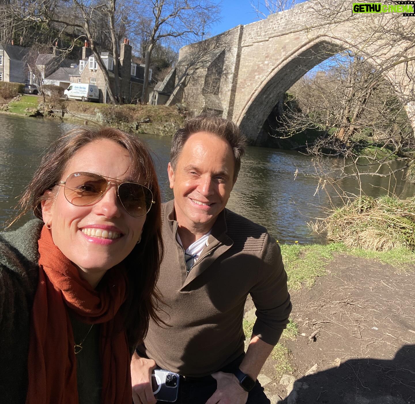 Amy Jo Johnson Instagram - Super excited for @c2e2 April 27th & 28th with my pal @officialdavidyost Chicago here we come! π¦ Bring your pops & toys, auto prices stay the same. Canβt wait to meet you all! π©·ππ©·ππ©·ππ©·Iβll also have a few #mmprthereturn issue 1 at my table. But only a few so come early! #powerrangers