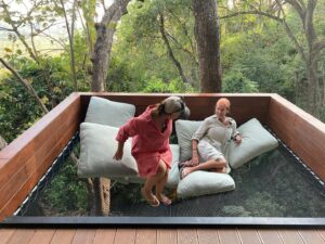 Amy Jo Johnson Instagram - 🦋 pura vida!