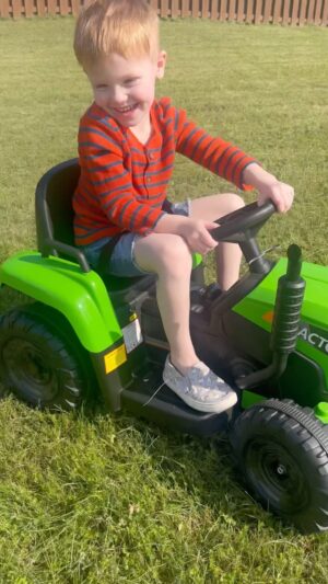 Amy King Instagram - Ok Mama’s have you ever told your child you can ride  and I’ll just walk beside you?  I thought it would be a great idea! This 12v tractor goes so fast!  I was getting a very fast paced workout! I could hardly keep up! 
😅

Have you ever tried this!? 
@tobbioffice #tobbitractor #rideonworkout #momlife