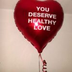 Amy King Instagram - 🚫 Unhealthy Love🚫 -Ignores Boundaries -Resents Growth -Lies and Manipulation - Walking on Eggshells -Lacks Compassion -Feelings Are Ignored -Focuses On Blame - Destroys Your Self Esteem -Cycles Of Breaking Up- over and over again -Lack Of Trust #love #mentalhealth