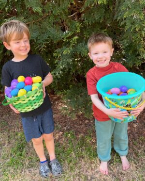 Amy King Instagram - He is risen!! We have celebrated all weekend just how good God is! He’s so faithful and he’s always working everything out for our good!