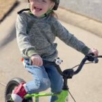 Amy King Instagram - There’s a better way and easier way to teach your child how to ride a bike! With @royalbabybikes He learned in less than 30 minutes!! This bike can be a balance back but with a click of a button it transforms into an actual bicycle in seconds!! 4 years old and look at him go! I was completely shocked and so excited for him!! #royalbabybike #ezbike
