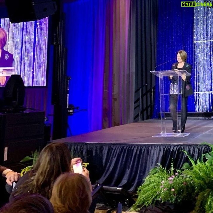 Amy Klobuchar Instagram - I spoke at the Bloomington MN Travel and Tourism Diamond Service Awards to honor employees that work in hospitality. Tourism is a huge economic driver in Minnesota and none of it would be possible without the dedicated workers that make it happen everyday.