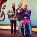 Amy Sherald Instagram - Love these two for real @therealswizzz @aliciakeys ❤️✨ GIANTS works from the @thedeancollection opens Feb 10 organized by Kimberli Gant, Curator of Modern and Contemporary Art @brooklynmuseum The last two days have been like a reunion. It’s been so great to be in community with my art family. #giants #art #artistsoninstagram