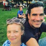 Amy Smart Instagram – We got shades! And a great mini vaca in New England. Music in the park, cut your own flowers at the most magical oasis @thenorthernlightsfarmstand , donkey rescue visits ( not shown) bunnies and a swim in the ocean. Man I missed my two loves. Been werking 👯♂️🐚☀️💙💦🌷 @carterooster