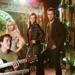 Amy Smart Instagram – Getting in the holiday spirit w some #tbt Just Friends ✨☃️🎄😂 Repost from @retroblissful
•
Happy 1st of December
🎄☃️❄️🤍✨
Here’s a appreciation post to my favorite Christmas Movie. 
Just Friends ✨ (2005) 

I mean how can you not love this movie?? It’s so funny and has such a good ending. 

#justfriends #2000s #early2000s #justfriendsmovie #early2000smovies #classics #y2k #y2kvibes #00snostalgia #00s #comedies #comedy #romance #christmas #christmasmovies #christmasmovie #comeyclassic #underrated #ryanreynolds #annafaris #chrisklein #chrismarquette #amysmart #juliehagerty #romcom #holiday #throwback #00sthrowback #explorepage