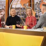 Amy Smart Instagram – Had the pleasure of going on Drew’s show! On tmrw! She truly has a heart of gold and Danny and I got to be silly together! Ross is the loveliest @thedrewbarrymoreshow @dannyseomag