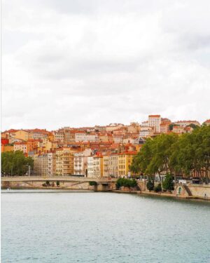 Amy Smart Instagram - Winter cover of Naturally, Danny Seo. With my long time buddy Danny in Lyon. We all adventured to the foodie capital of France and indulged in delicious meals and learned about the amazing company Boiron ( seriously I was so impressed with their integrity and keeping it so pure). Stellar homeopathic products. We travelled into the hillsides and saw the organic fields of calendula flowers. 🌿☀️🧡 ready for this to be an annual trip! @dannyseomag @boironusa