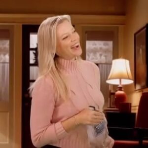 Amy Smart Instagram - Happy Just Friendsgiving! Had so much fun Ryan 🍸 @vancityreynolds @aviationgin
