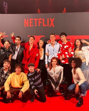 Ana Bokesa Instagram - Super press day, porque en 2 días llega ÉLI7E !! 🫀🫀🫀

@elitenetflix
@zetastudiosprod 
@netflixes 
@borial_management 
@angelacariddi 
💄 @pao_makeup