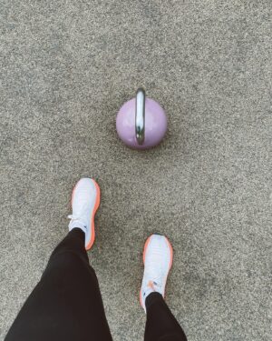 Ana Bokesa Instagram - Dominguito de entreno suave para afrontar la semana que viene…🏃🏾‍♀️🥵