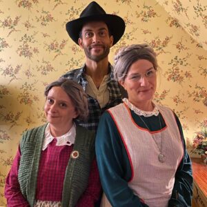 Ana Gasteyer Instagram - Fan of comedy AND corny holiday #Hallmark #Lifetime movies?? How about hot hunky lumberjacks and quaint Vermont Inns in jeopardy of being sold to evil developers?? What about finding the Christmas spirit AND LOVE AT THE SAME TIME!!?? @raedratch and I cooked up the ultimate movie for you. #ClüsterfünkeChristmas airs tonight on @comedycentral 8c/9e- She’s also on demand all season long - and availabie @amazon -  @vellalovell & @mrcheyennejackson  @nilshognestad @ryanmcpartlin are all FANTASTIC IN IT ENJOY