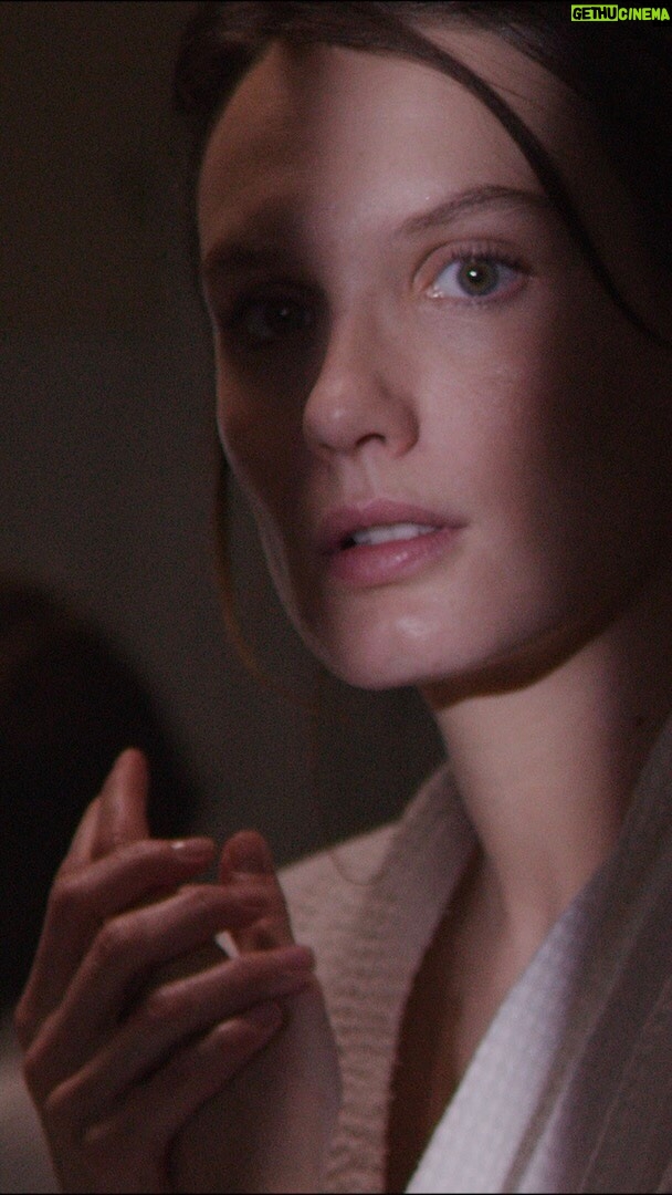 Ana Girardot - 12K Likes - Live here and now with Gris Dior from La Collection Privée Christian Dior. An exciting adventure that combines freedom, audacity and modern elegance.
© chapeau.films
@LudovicZuili as Chef Operator
Original Music by @SbnPaul
#DiorBeauty #DiorLaCollectionPrivee #DiorParfums #PaidPartnership