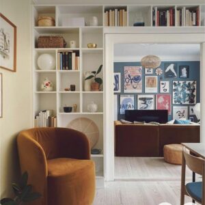 Ana Marques Instagram - Paredes ( portas e janelas) para que vos quero??? 

Pó ara vos emoldurar com estantes… e optimizar o espaço! 

#AMDeco
#deco 
#decoracao 
#homedesign 
#interiores 

Inspiração @pinterest