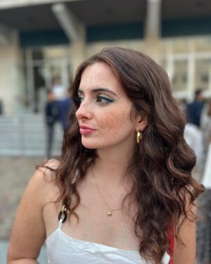 Ana Marta Contente Instagram - A very messy mess.
